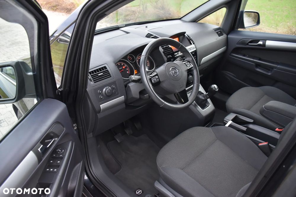 Opel Zafira 1.8 Innovation - 17