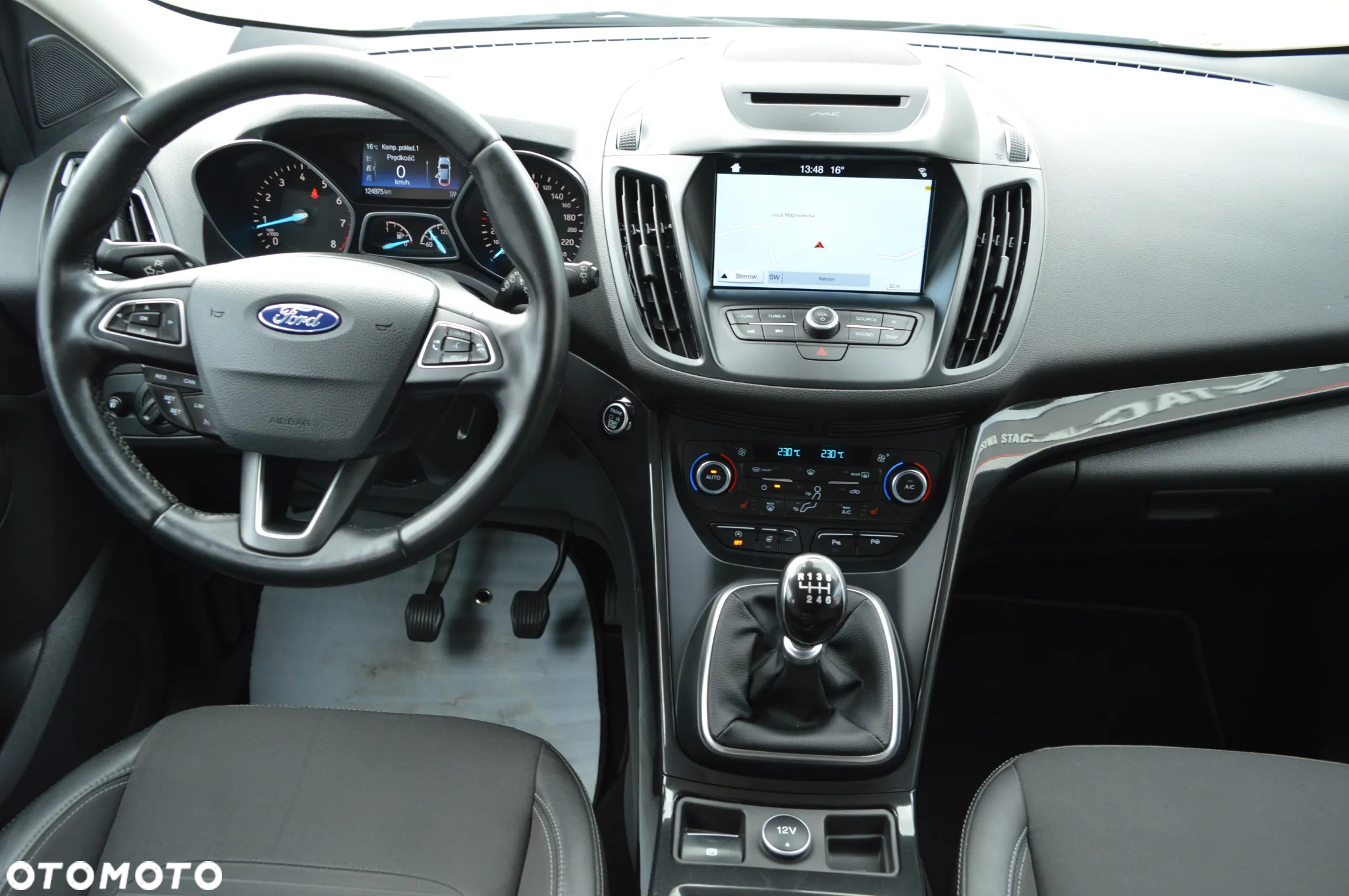 Ford Kuga 1.5 EcoBoost 2x4 Titanium - 17