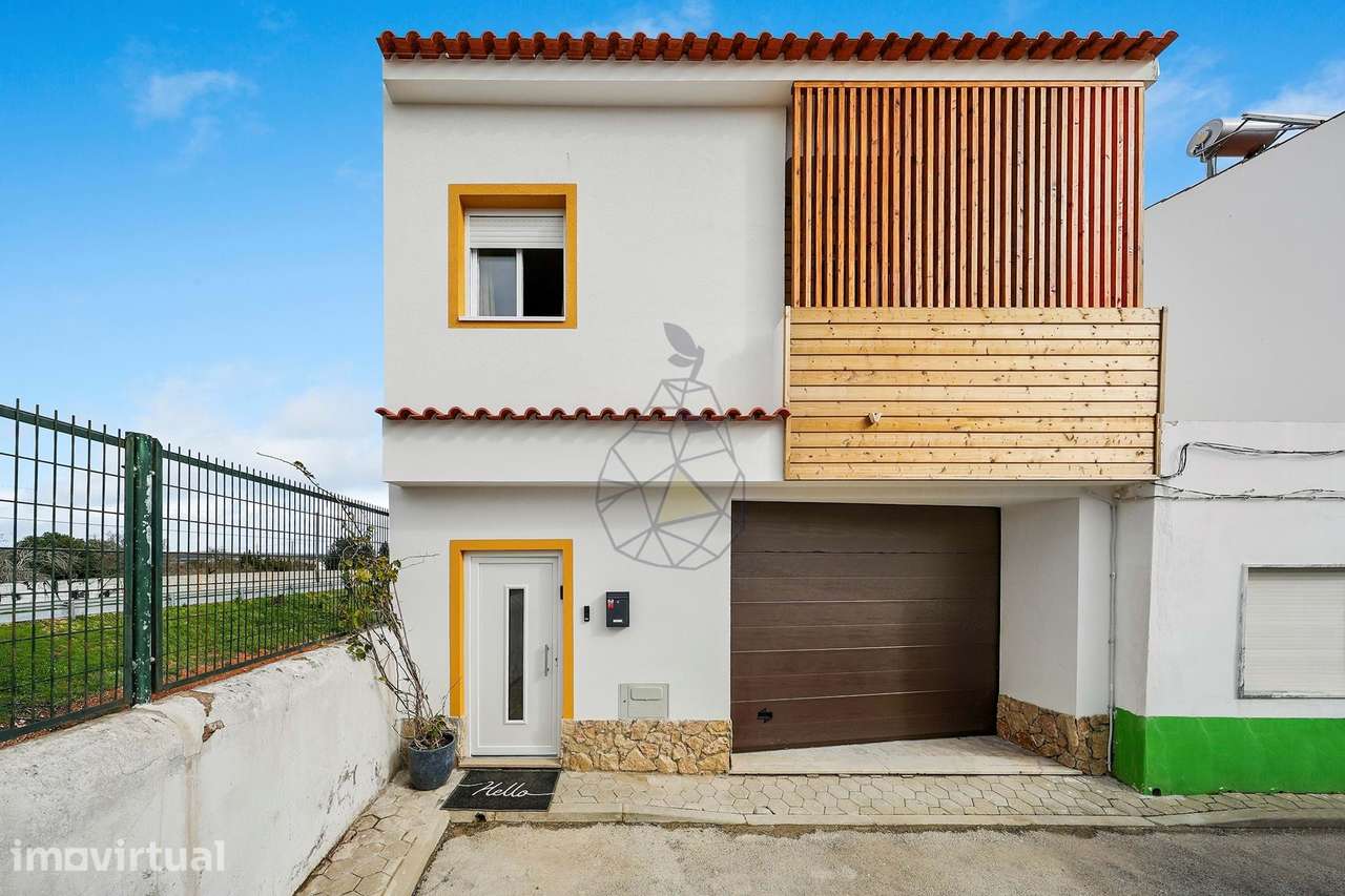 Moradia Remodelada com  Garagem e vista Desafogada para a Serra e Rio - Grande imagem: 2/60