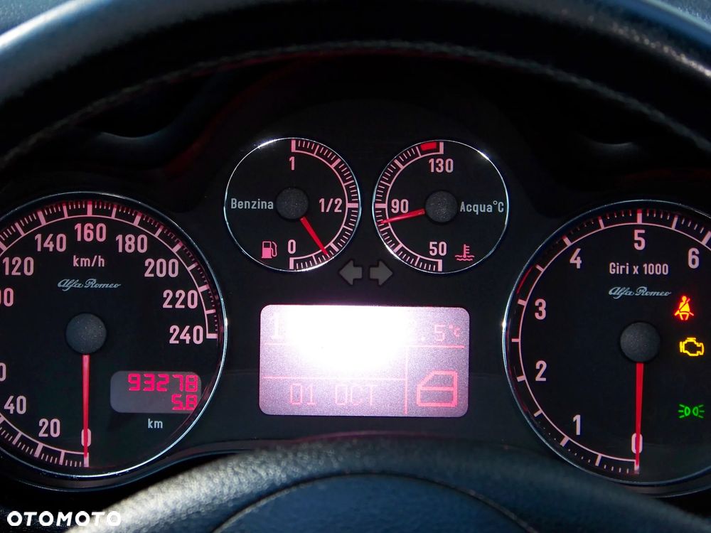 Alfa Romeo 147 - 21