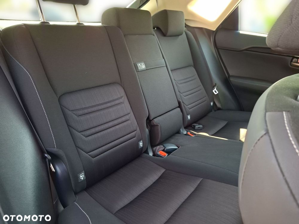Lexus NX 300h Business Edition AWD - 22