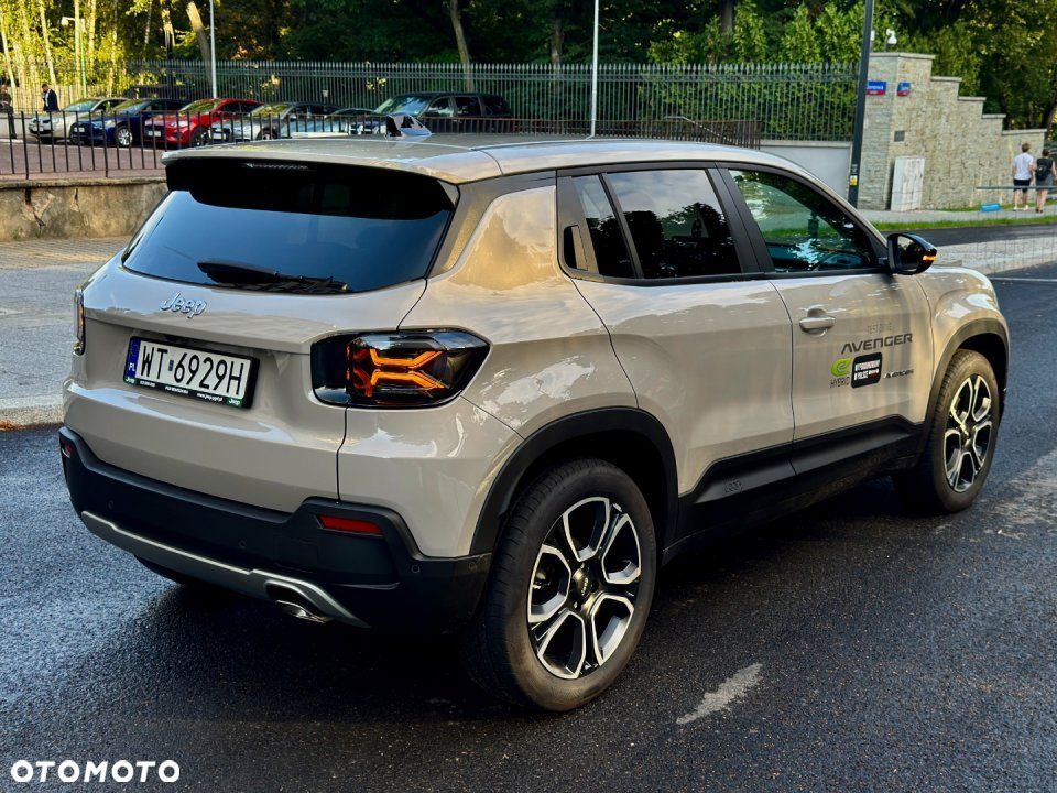 Jeep Avenger - 3