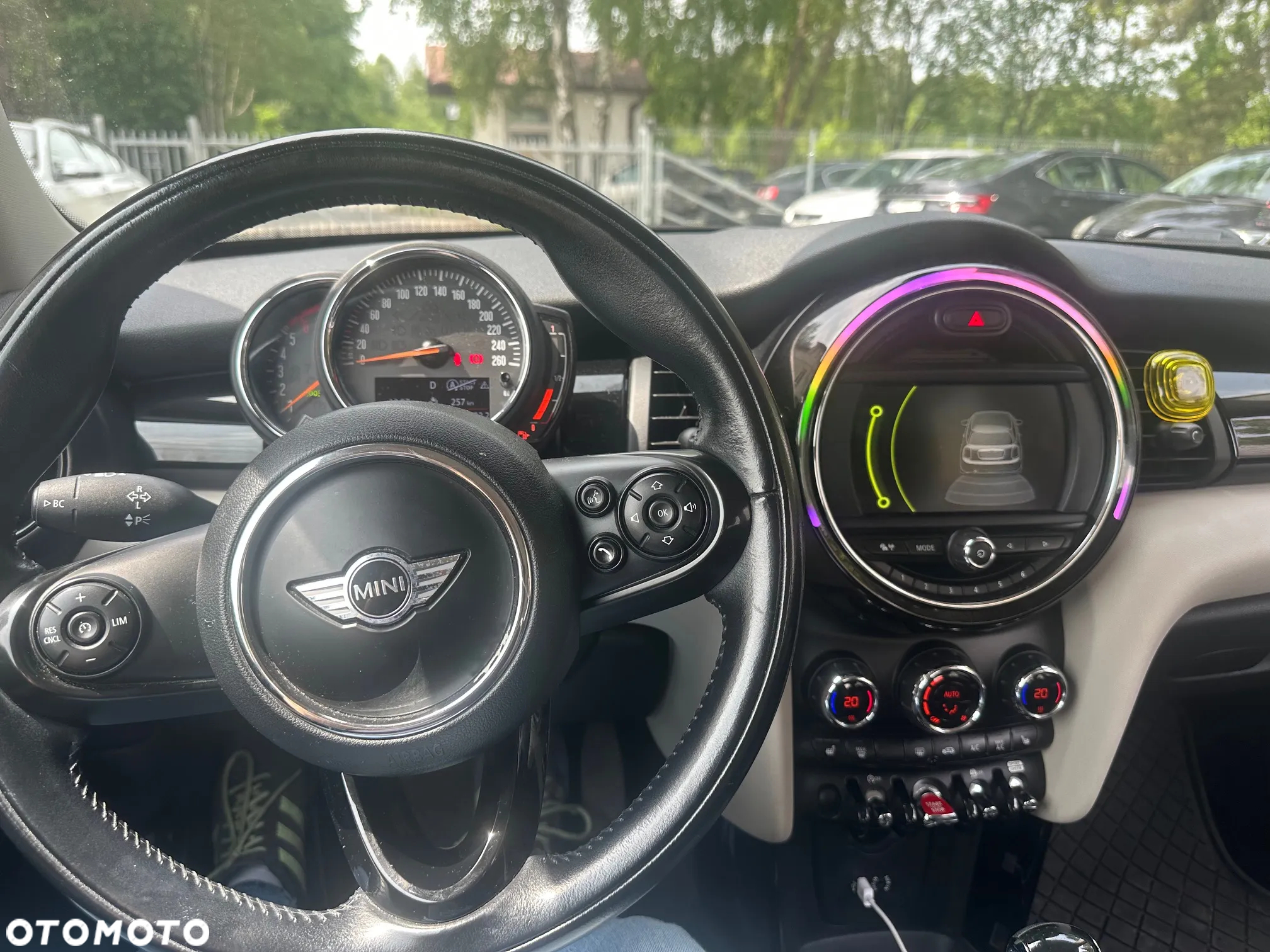 MINI Cooper D - 6