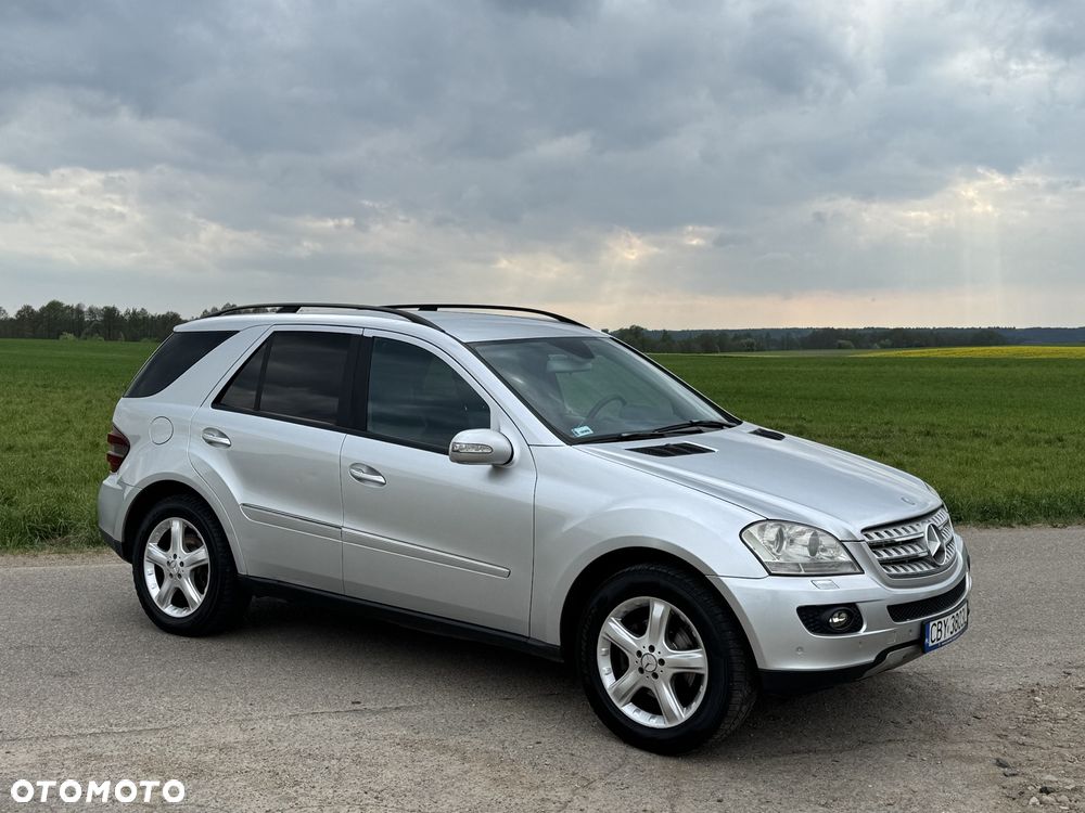 Mercedes-Benz ML - 28