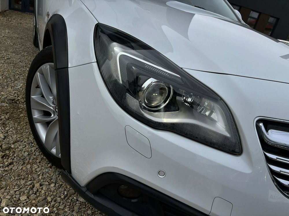 Opel Insignia 2.0 CDTI 4x4 ecoFLEX - 11