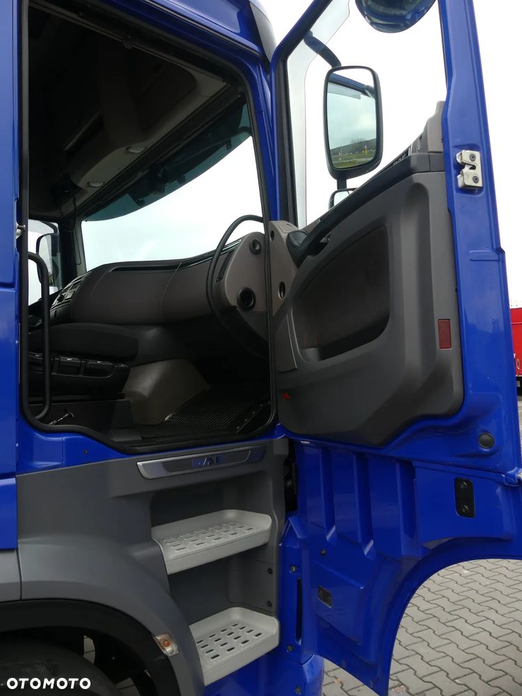 DAF XF 106.480 / SUPER SPACE CAB /  EURO 6 / STANDARD / - 23