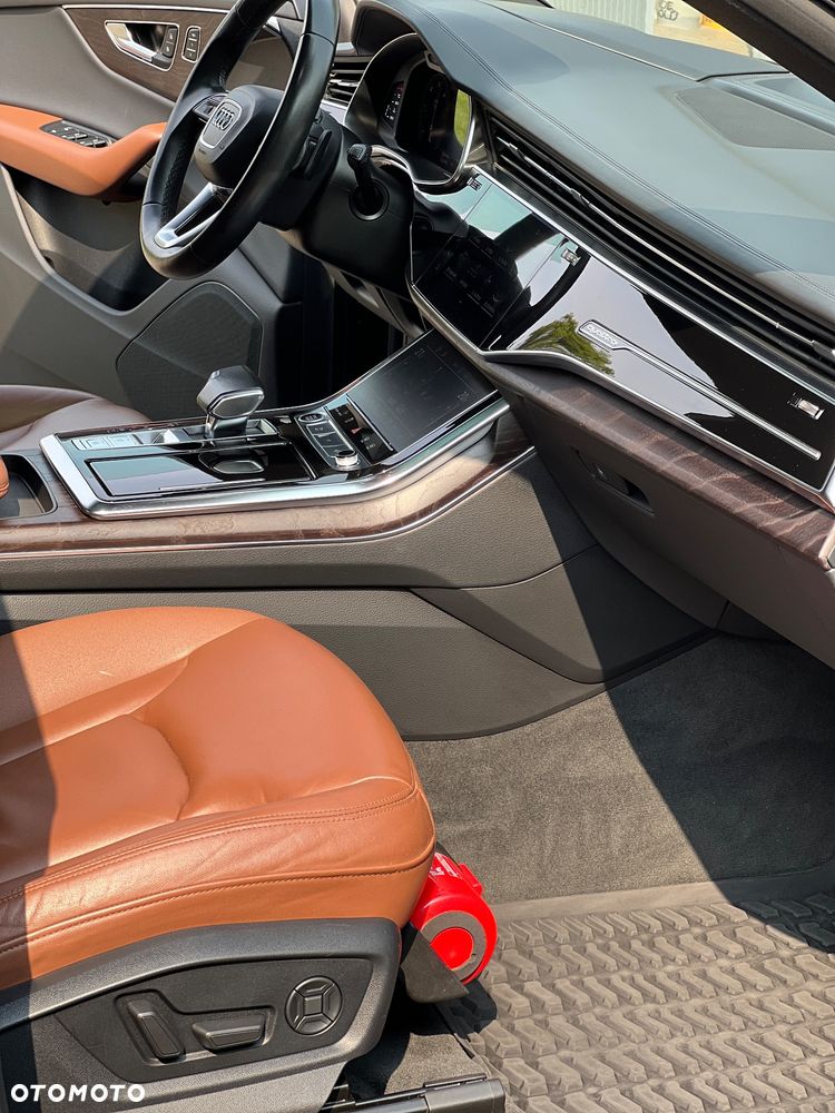Audi Q8 - 15