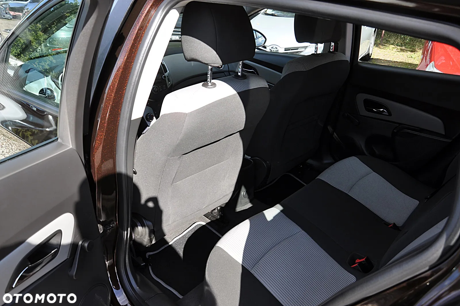Chevrolet Cruze 1.6 LT - 27