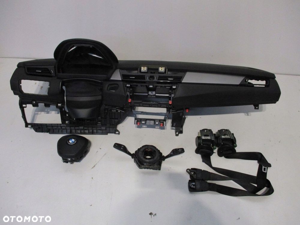 Konsola pulpit deska BMW 2 F45 HEAD UP - 1