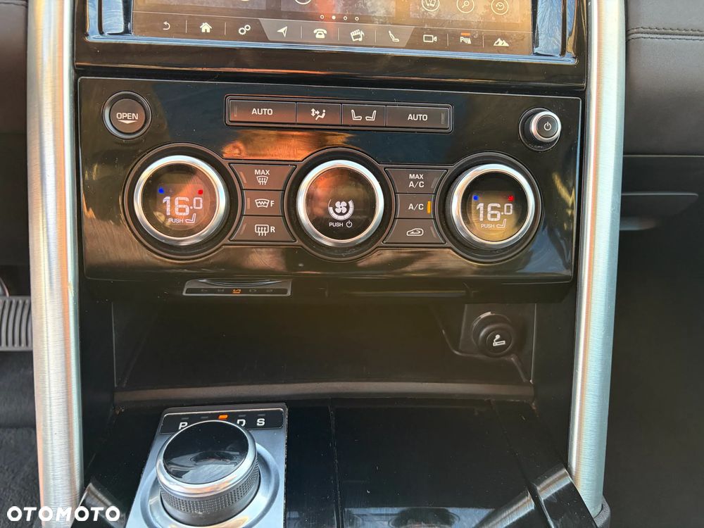 Land Rover Discovery 2.0 SD4 HSE - 11