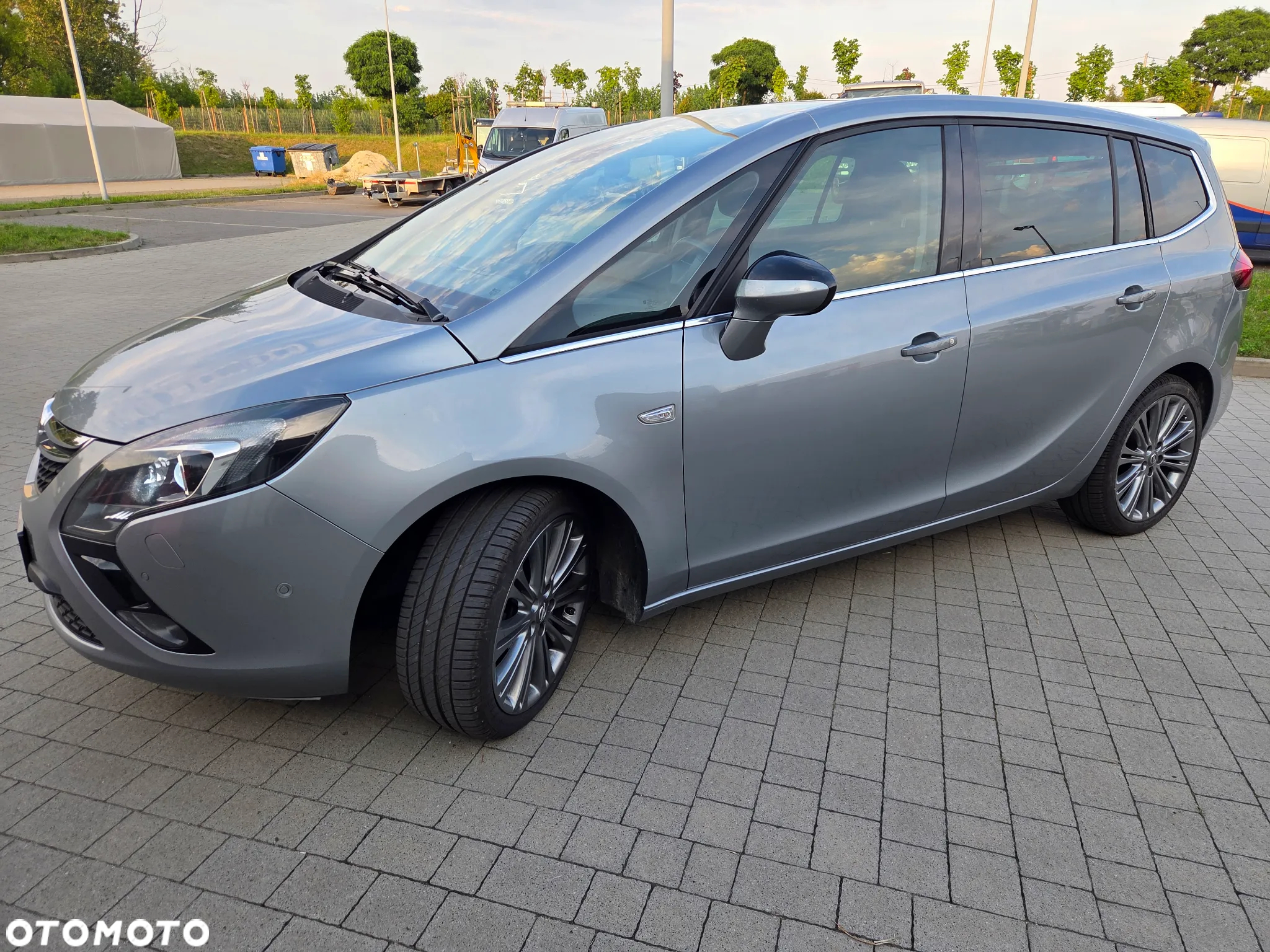 Opel Zafira 1.4 T Cosmo EcoFLEX S&S EU6 - 7