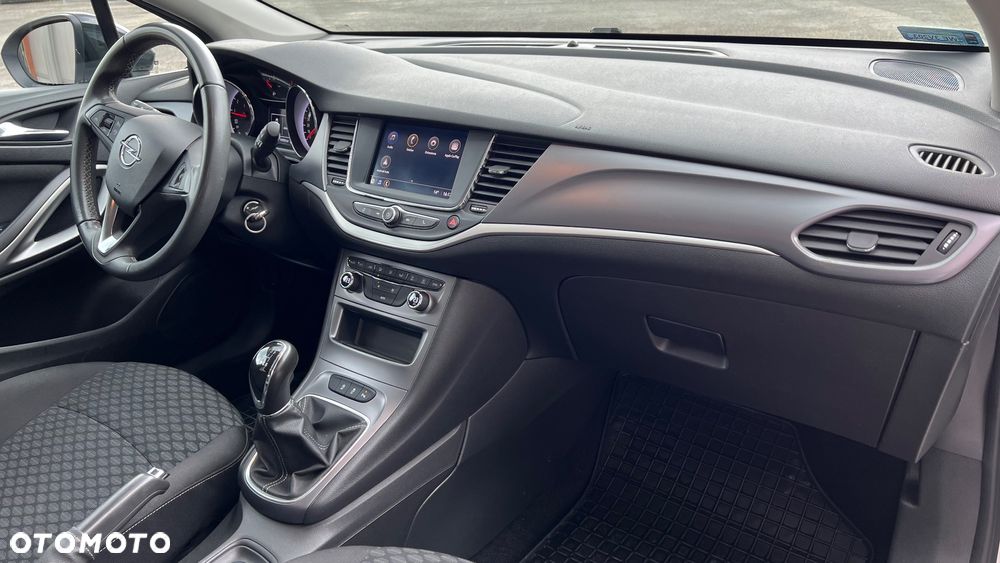 Opel Astra 1.2 T Edition S&S - 8