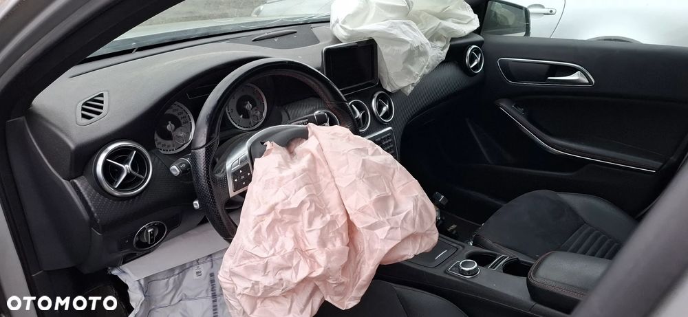 Mercedes-Benz Klasa A 180 CDI 7G-DCT AMG Line - 7