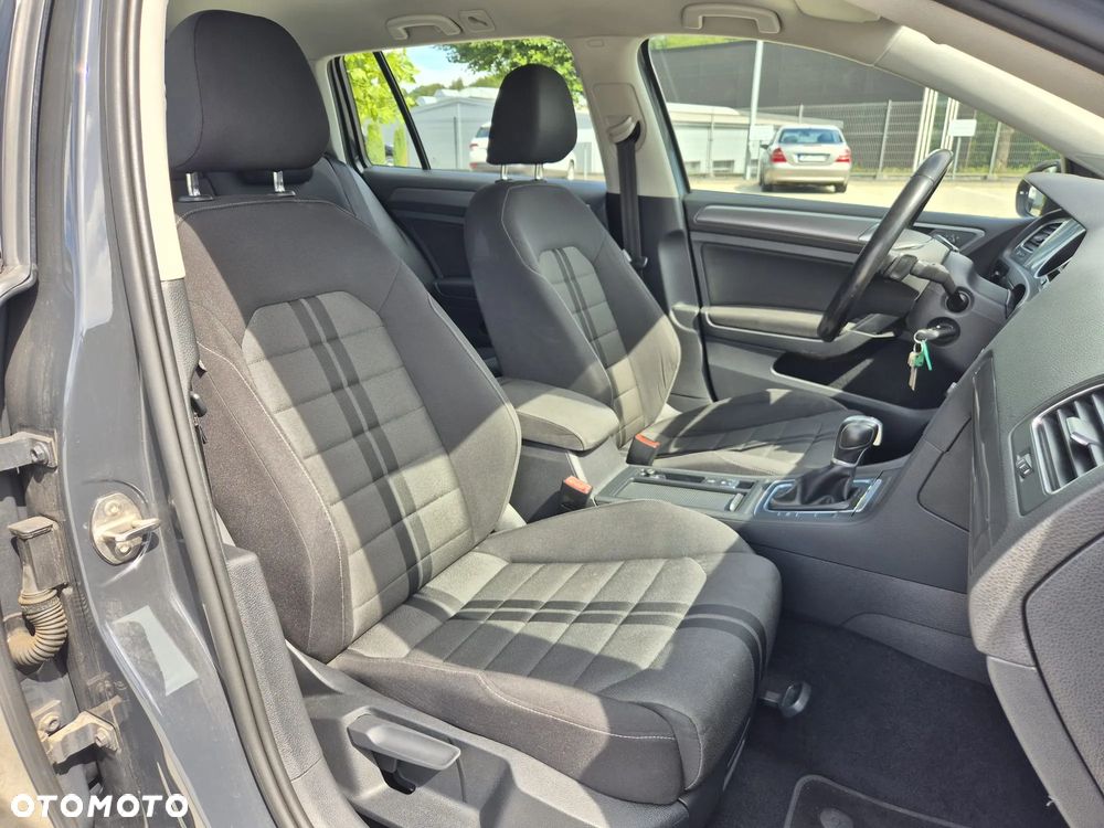 Volkswagen Golf 1.6 TDI BMT Highline DSG - 17