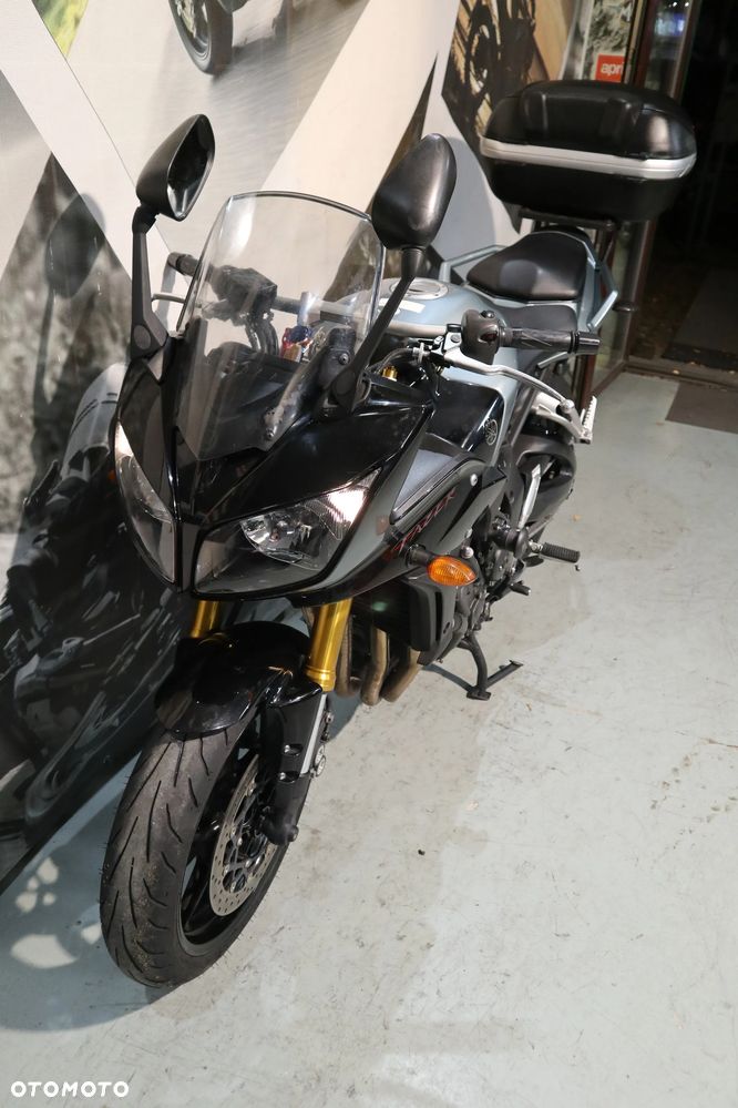 Yamaha FZ - 4