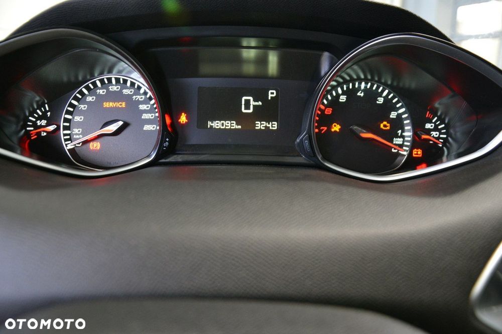 Peugeot 308 - 17