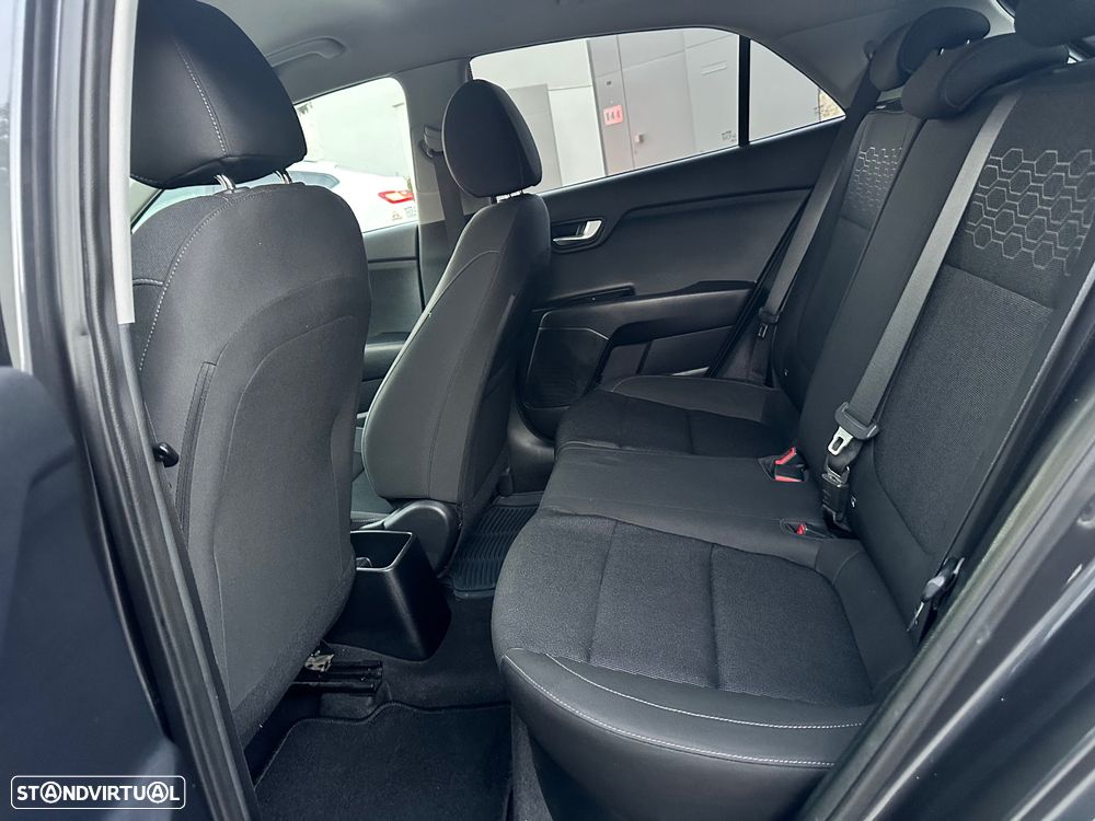 Kia Rio 1.4 CRDi TX Prime - 32