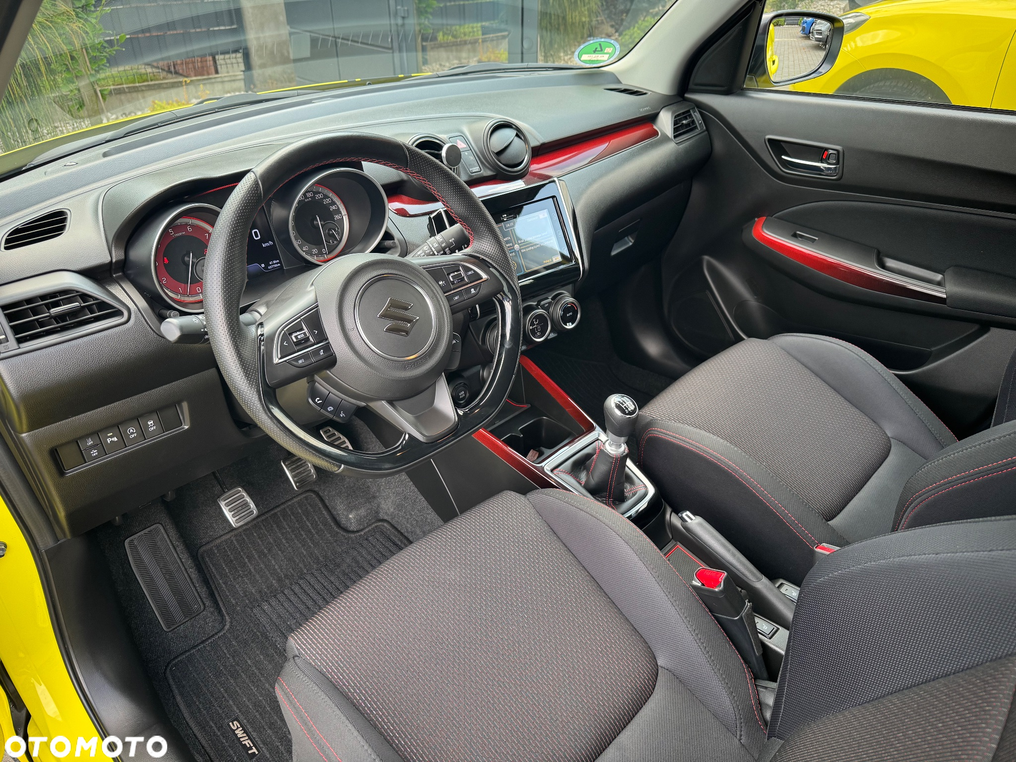 Suzuki Swift Sport 1.4 Boosterjet Hybrid - 13