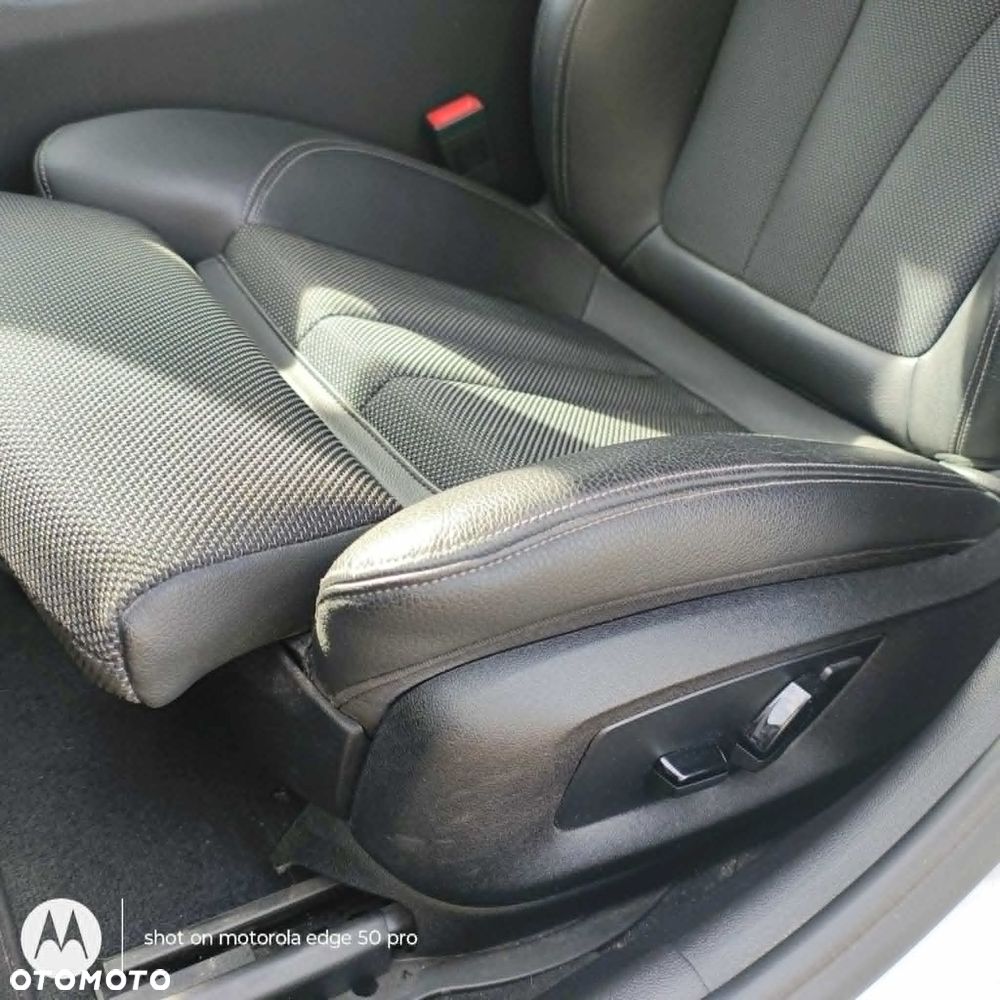 BMW Seria 5 518d Sport Line - 2