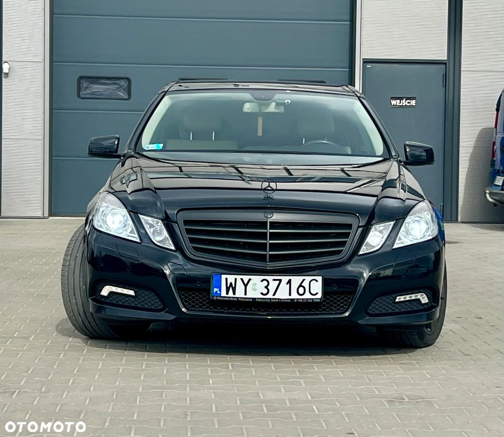 Mercedes-Benz Klasa E 250 CDI 4-Matic BlueEff Avantgarde - 4