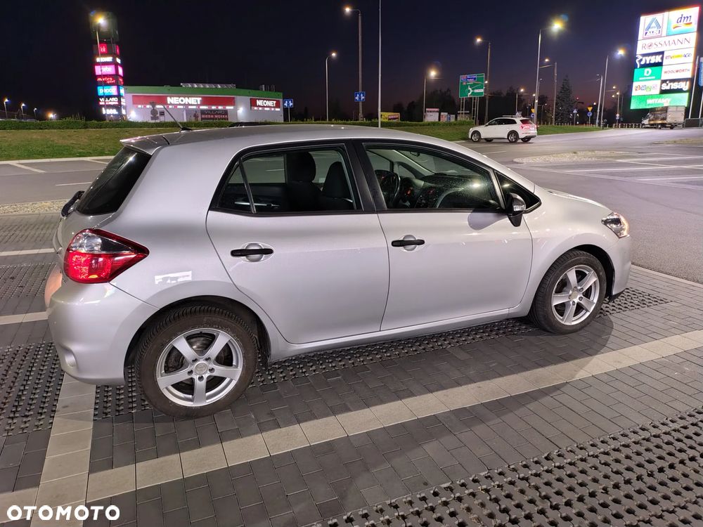 Toyota Auris 1.6 Active - 8
