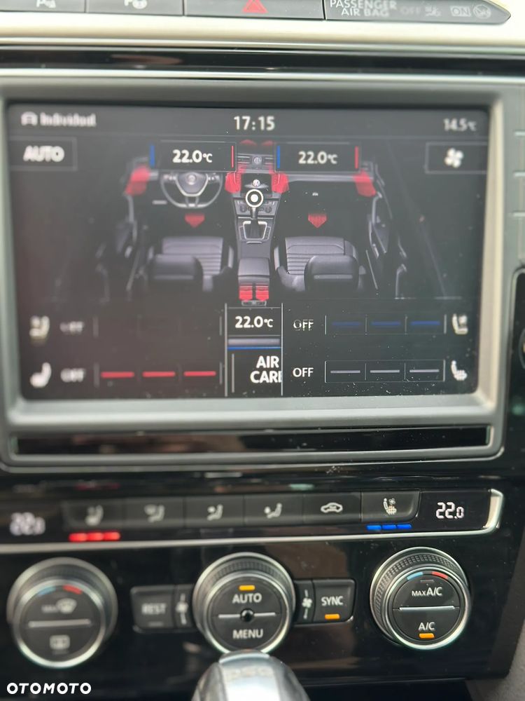 Volkswagen Passat - 34