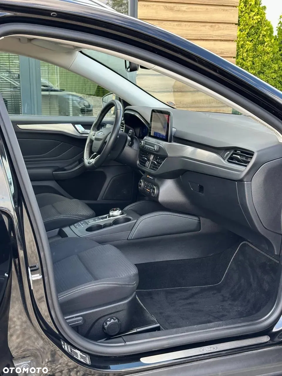 Ford Focus 1.5 EcoBlue Start-Stopp-System TITANIUM DESIGN - 14