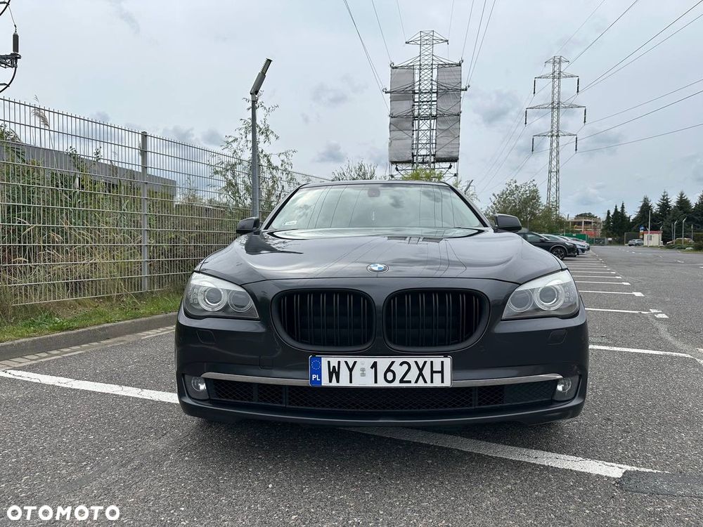BMW Seria 7 740d xDrive - 24
