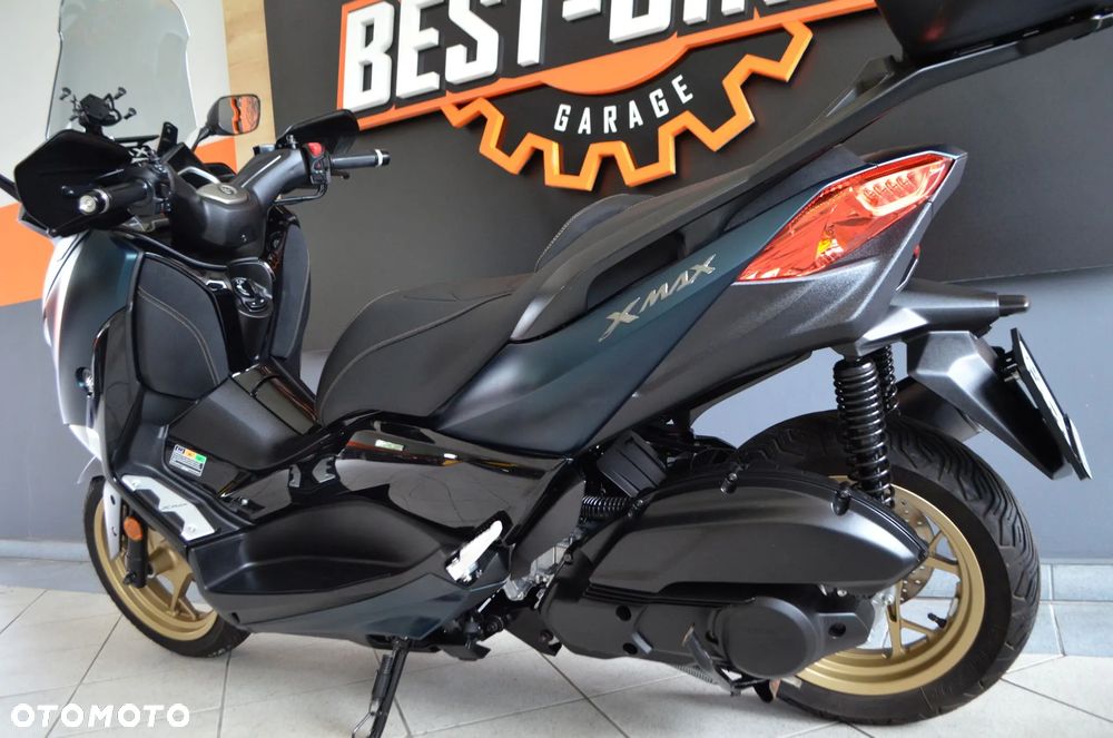 Yamaha X-max - 20