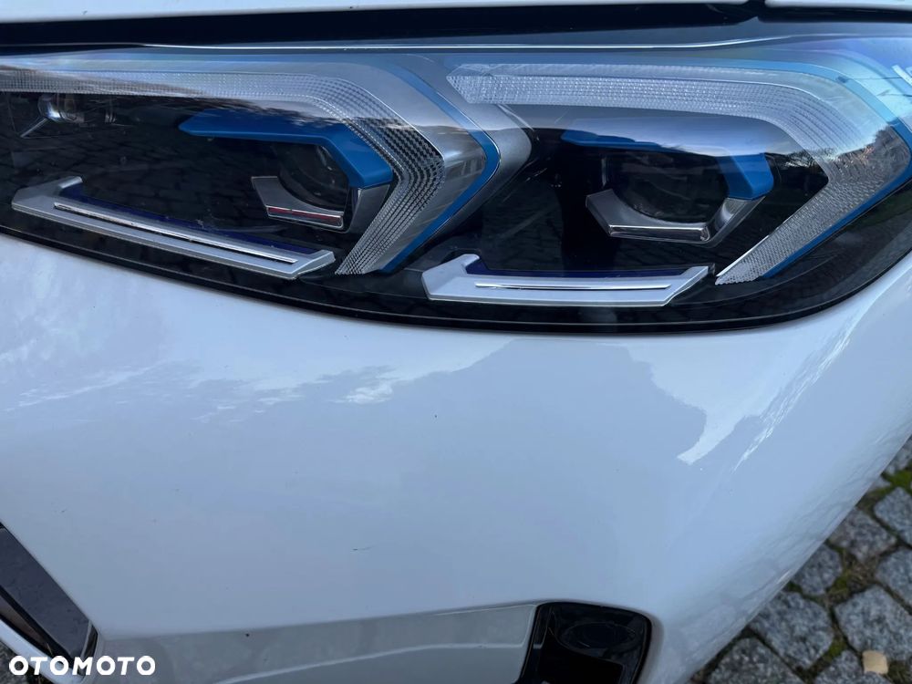 BMW Seria 3 330e M Sport sport - 17