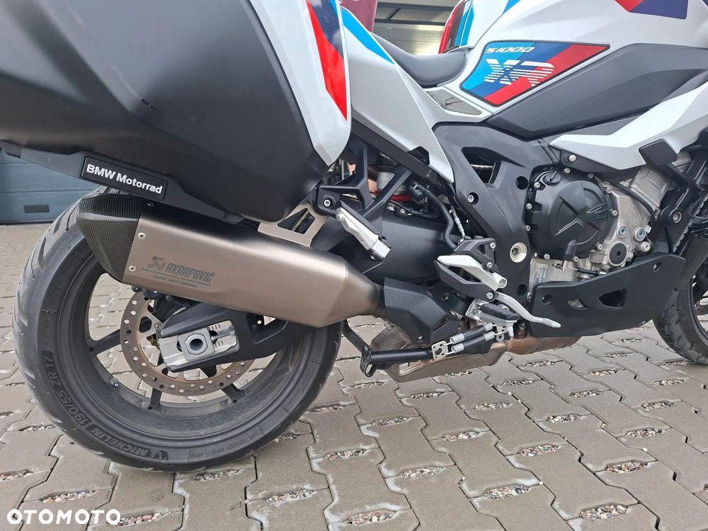 BMW XR - 11