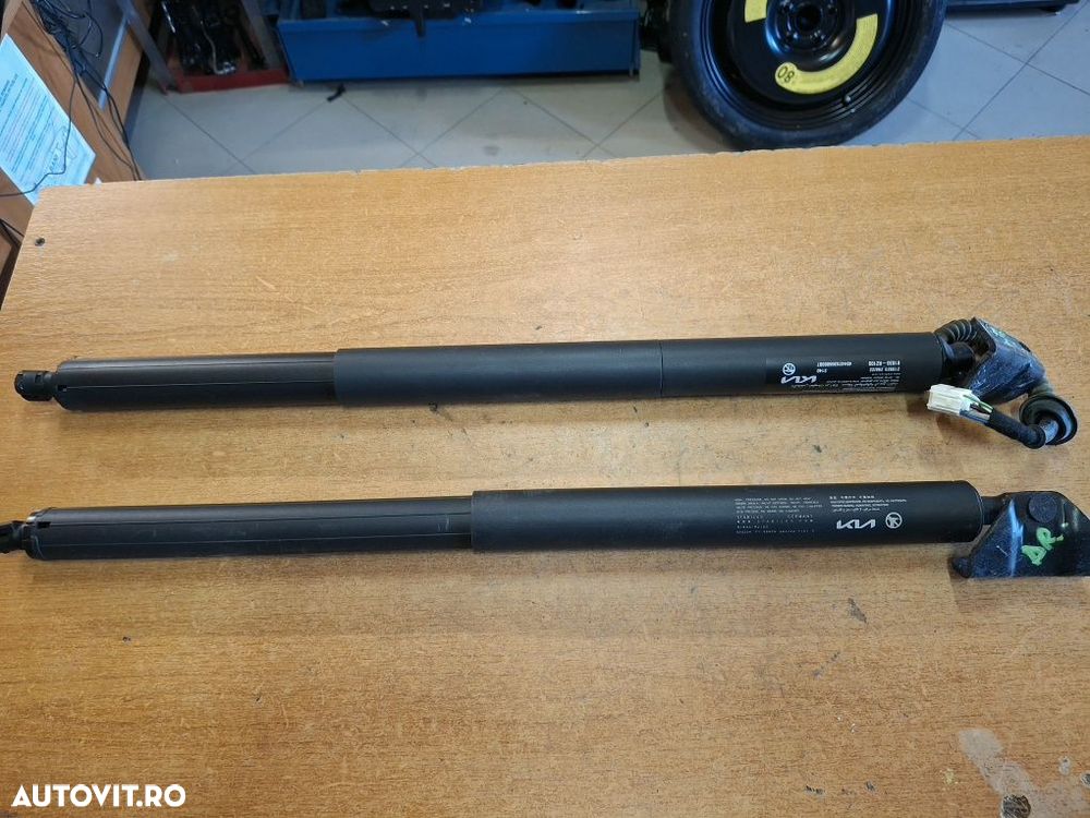 Set amortizoare haion portbagaj Kia Sportage 2021> - 5