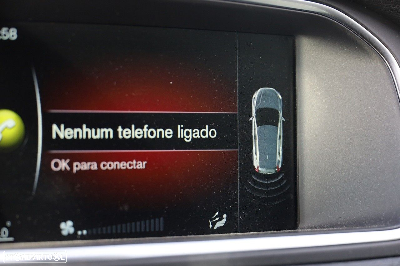 Volvo V40 2.0 D2 VOR - 20