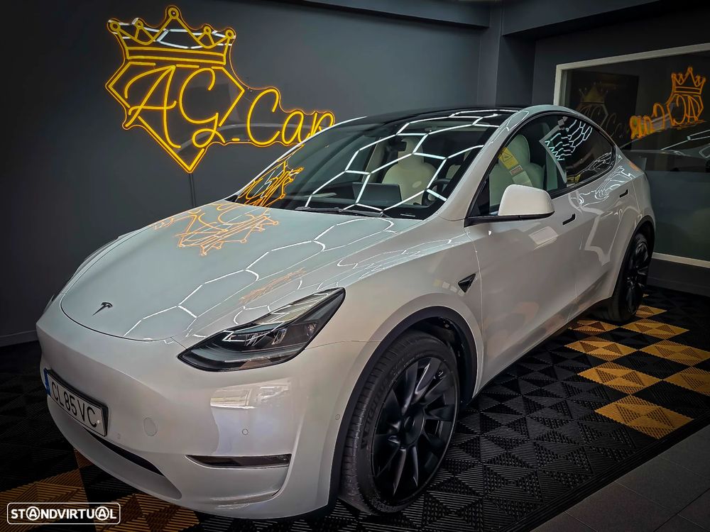 Tesla Model Y Long Range Dual Motor AWD - 6