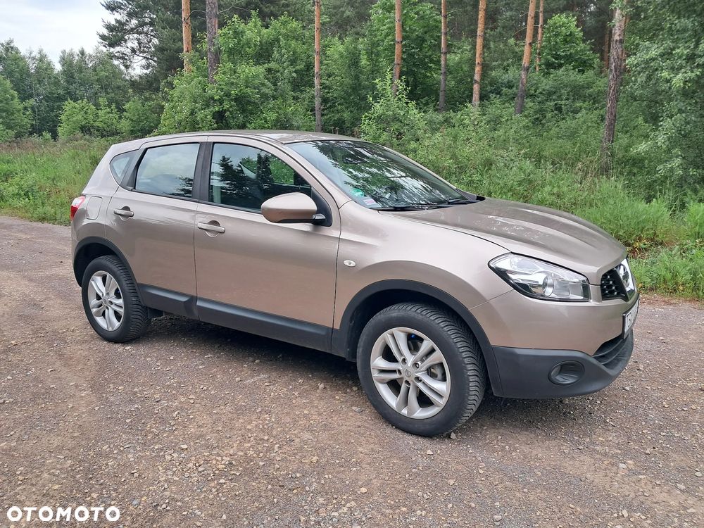 Nissan Qashqai - 2