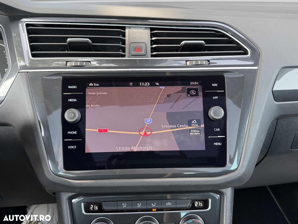 Volkswagen Tiguan 2.0 TDI SCR DSG R-Line - 16