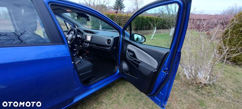 Toyota Yaris 1.5 Premium - 9