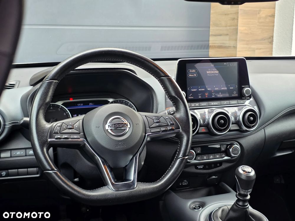 Nissan Juke 1.0 DIG-T Tekna - 23