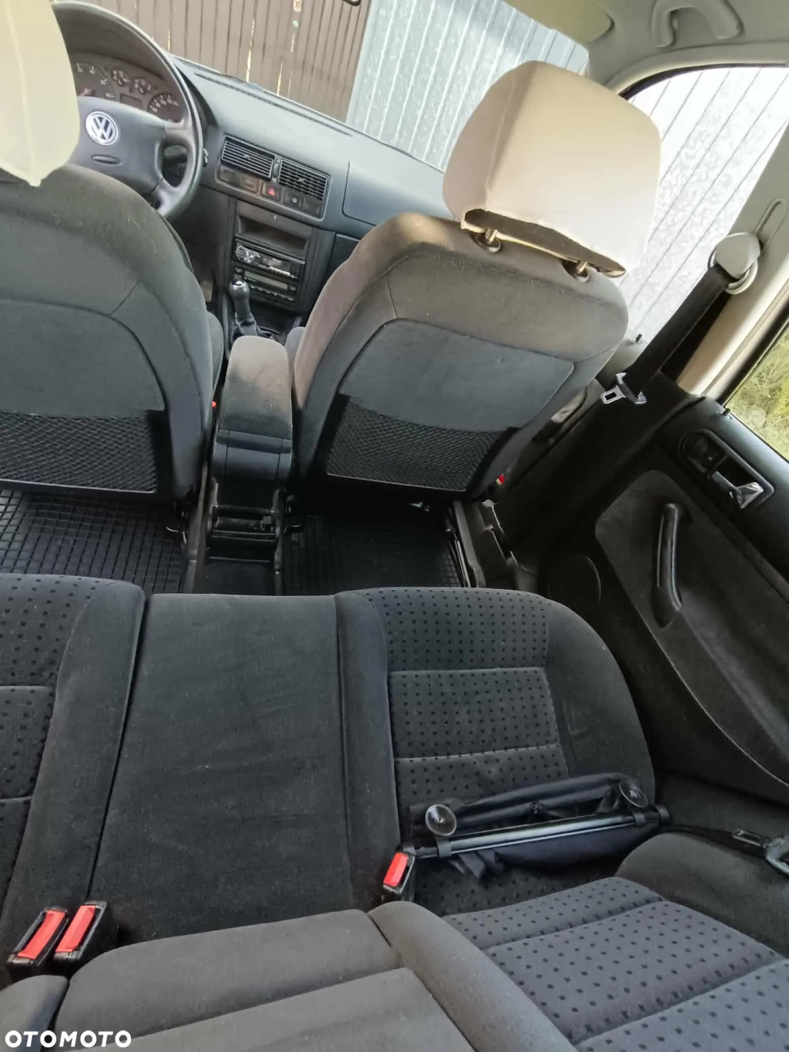 Volkswagen Golf 1.6 - 13