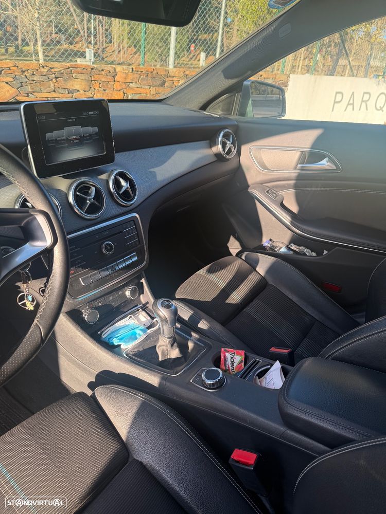 Mercedes-Benz CLA 180 d Shooting Brake Urban - 7