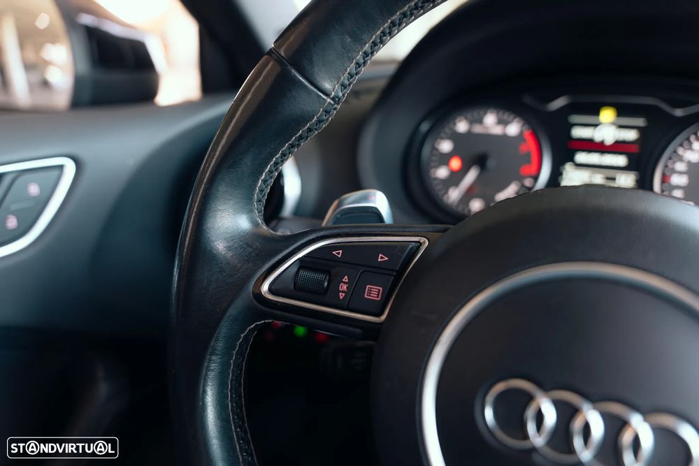 Audi S3 S tronic - 22