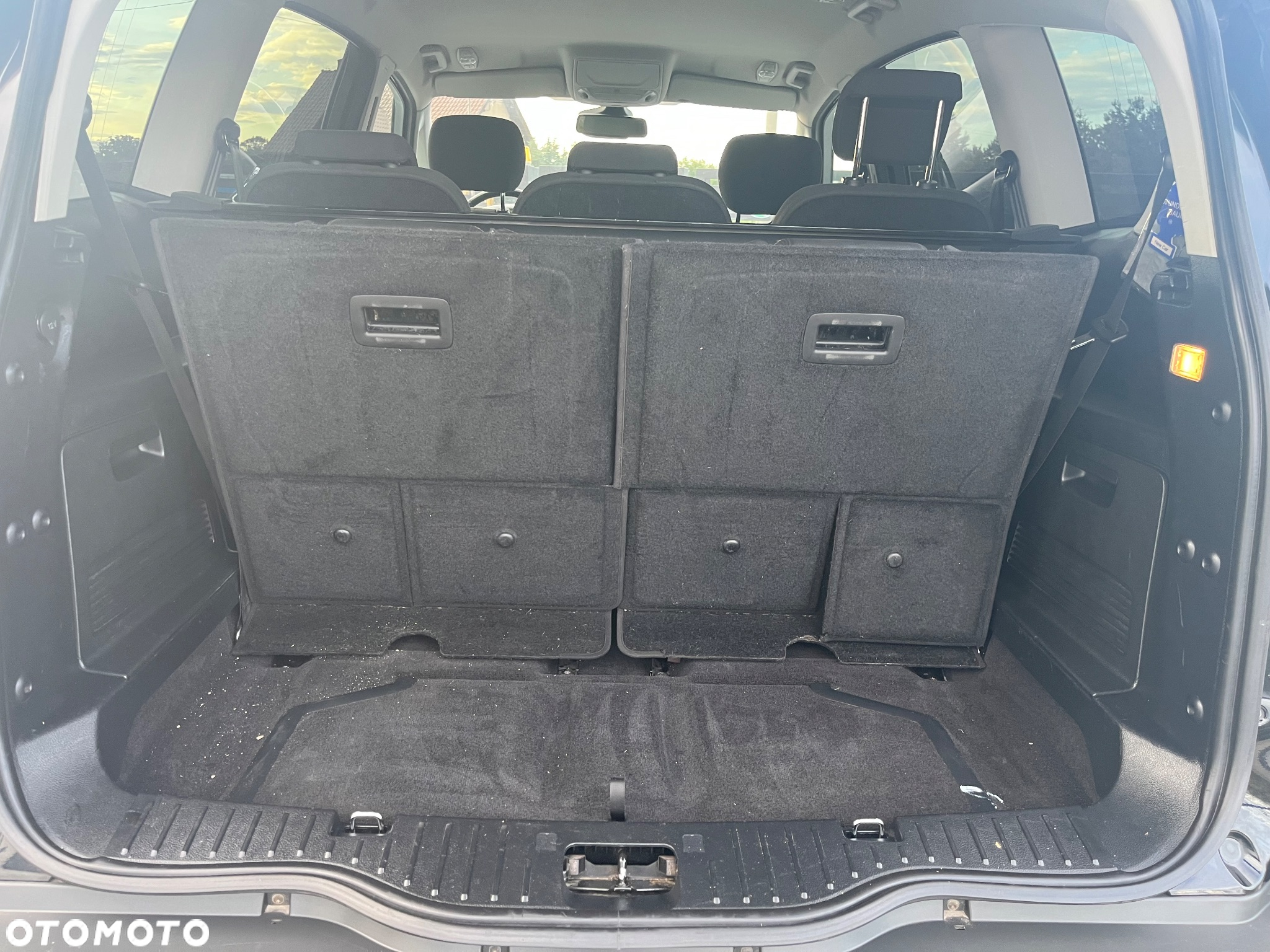 Ford S-Max 2.0 TDCi DPF Titanium - 13
