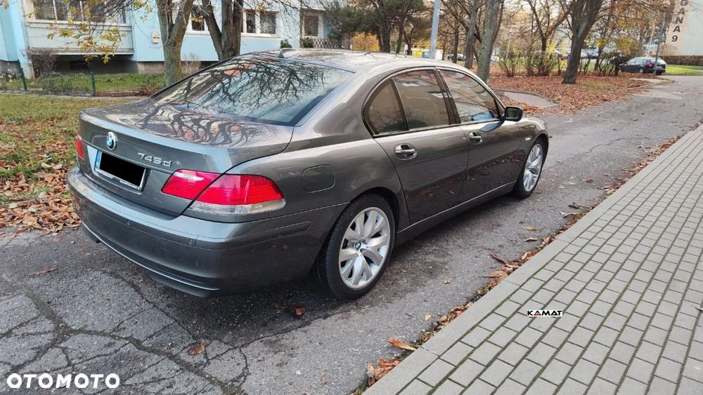 BMW Seria 7 - 17