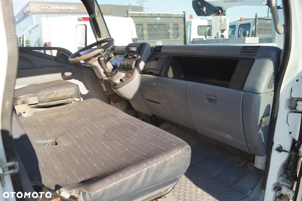 Mitsubishi CENTER FUSO - 33