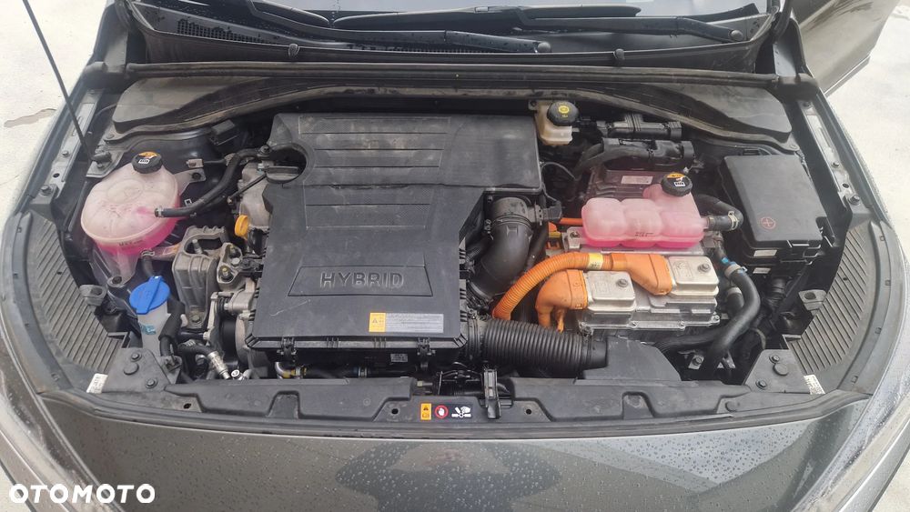 Hyundai IONIQ Hybrid Platinum - 11