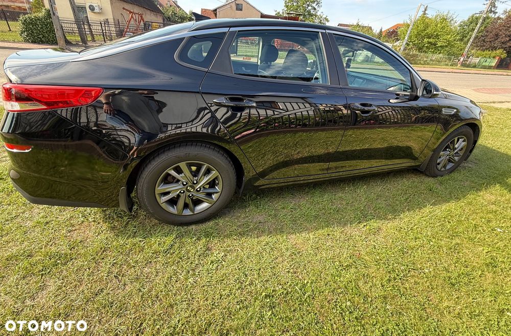 Kia Optima - 8