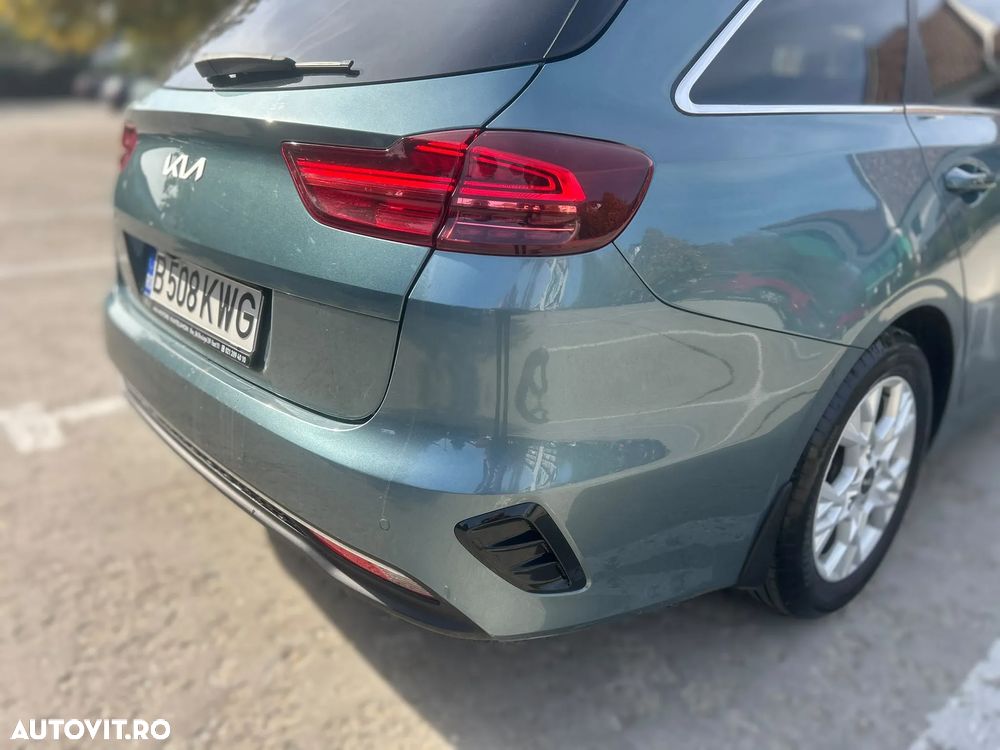 Kia Ceed - 11