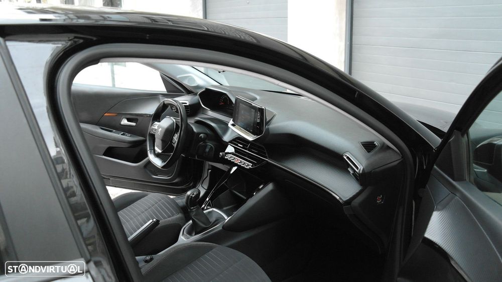 Peugeot 208 1.2 PureTech Active - 20