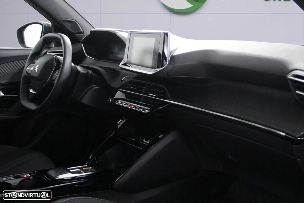 Peugeot e-2008 - 11