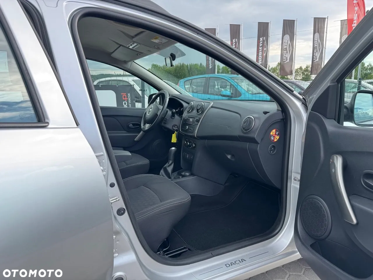 Dacia Logan MCV 1.2 16V 75 Ambiance - 34